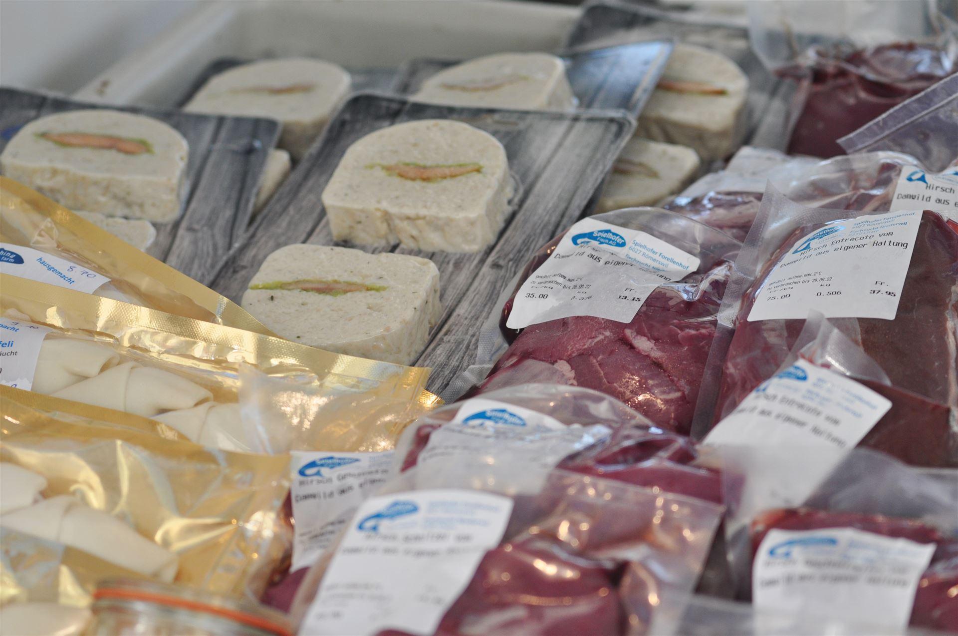 Hirsch Entrecôte aus eigener Haltung